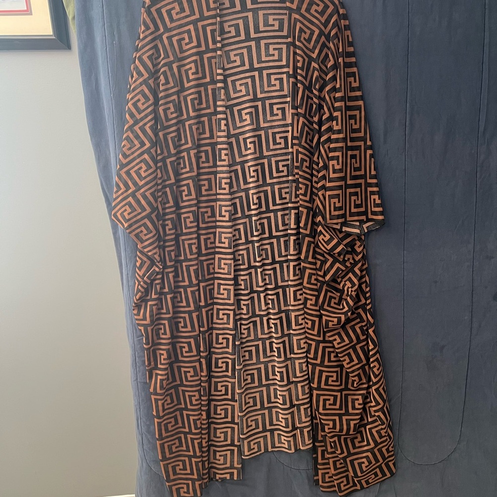 Geometric Patterned Kimono - Black and Brown